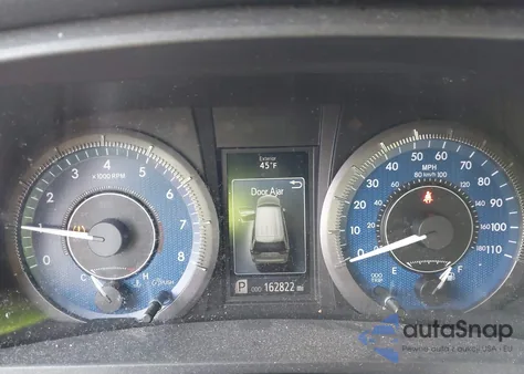 2017 Toyota Sienna Xle 8 Passenger z USA, uszkodzony, nr VIN 5TDYZ3DC7HS890536